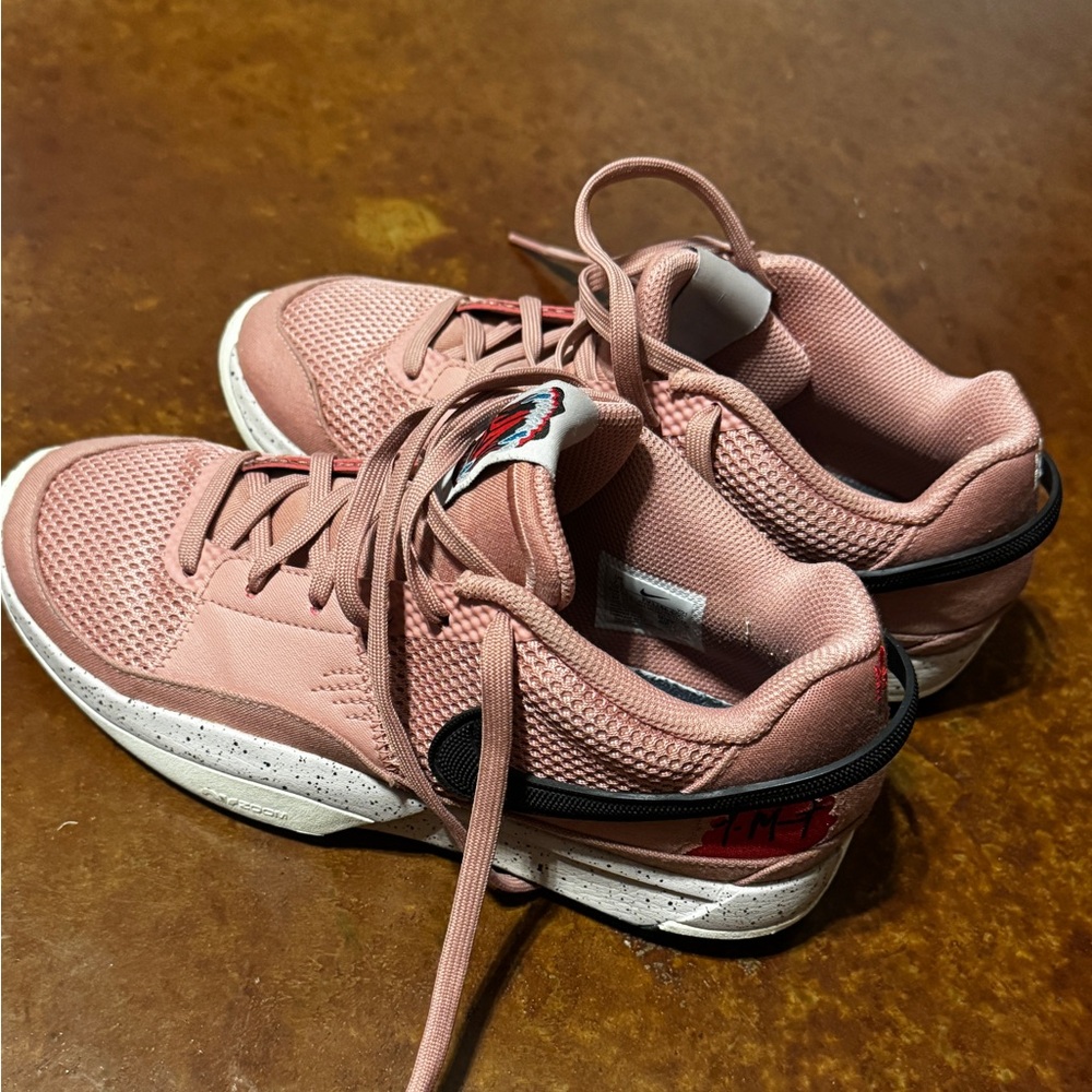 These Worn Barely - image 1